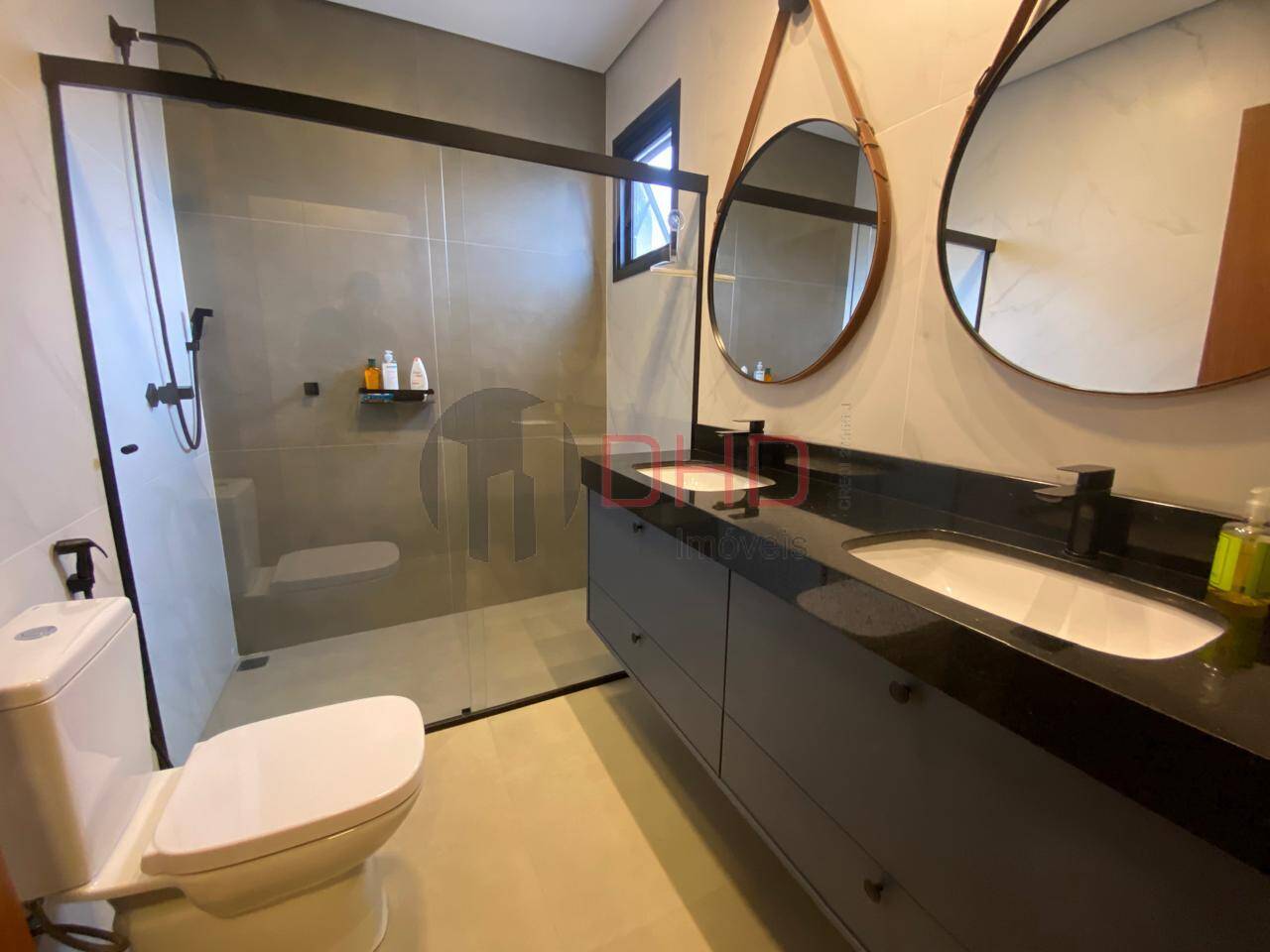 Casa de Condomínio à venda com 3 quartos, 237m² - Foto 17