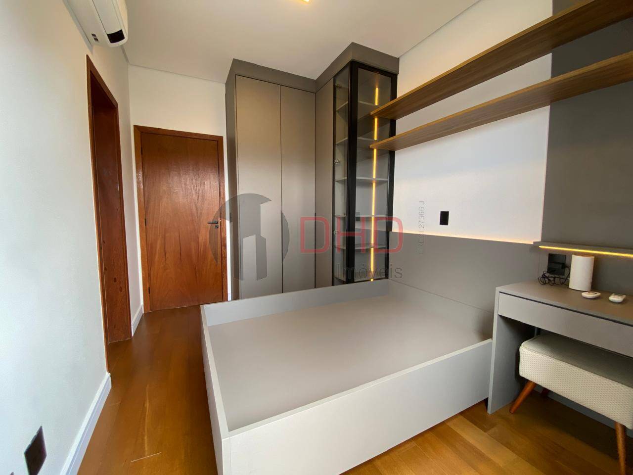 Casa de Condomínio à venda com 3 quartos, 237m² - Foto 20