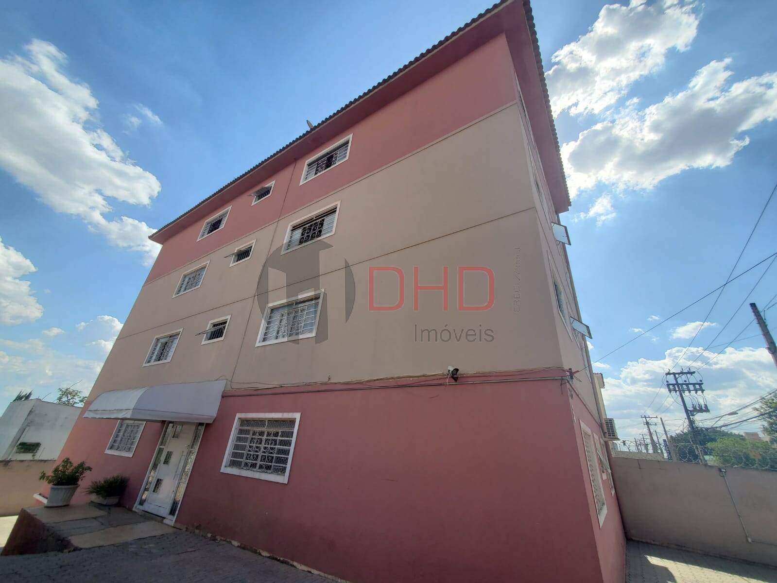 Apartamento à venda com 2 quartos, 60m² - Foto 3