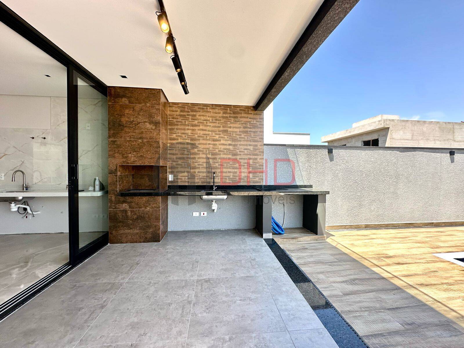 Casa de Condomínio à venda com 3 quartos, 180m² - Foto 17