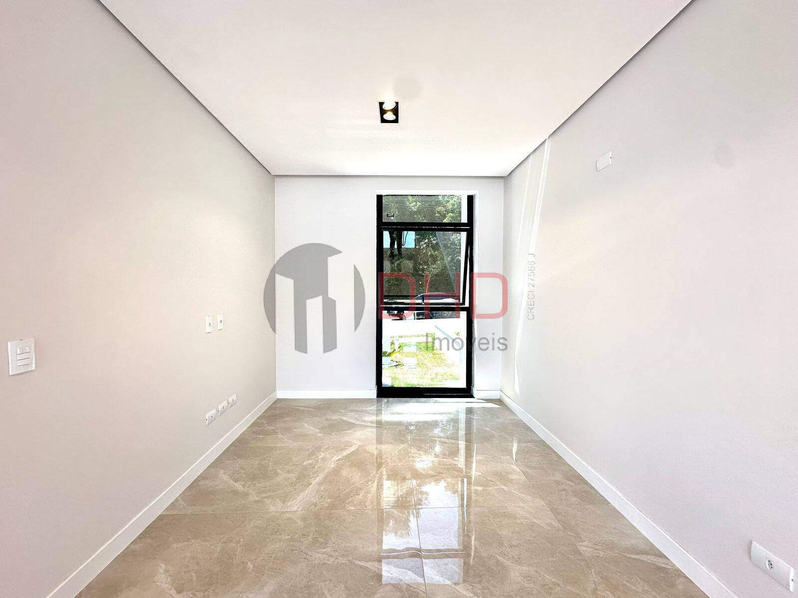 Casa de Condomínio à venda com 3 quartos, 180m² - Foto 3