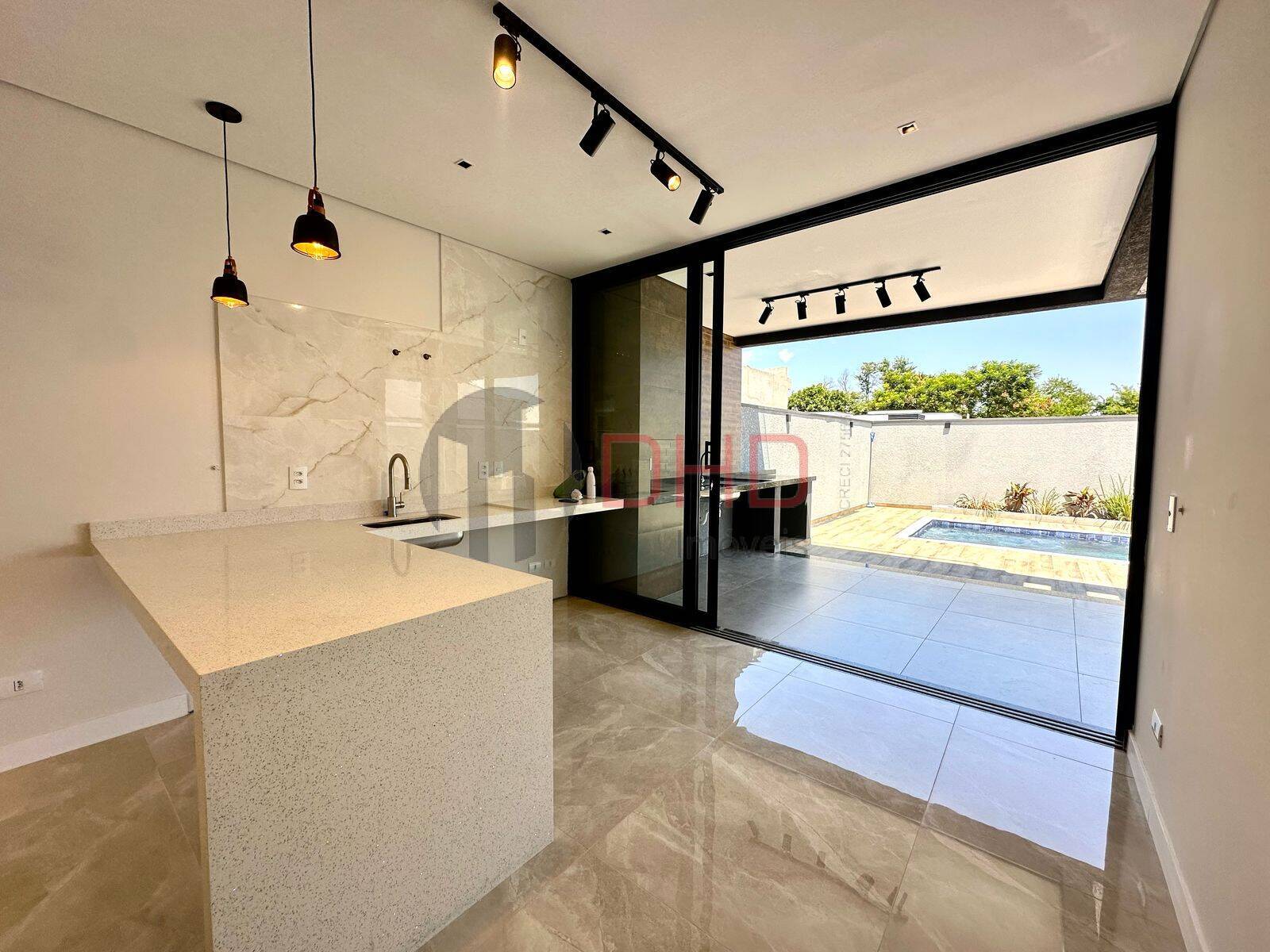 Casa de Condomínio à venda com 3 quartos, 180m² - Foto 4