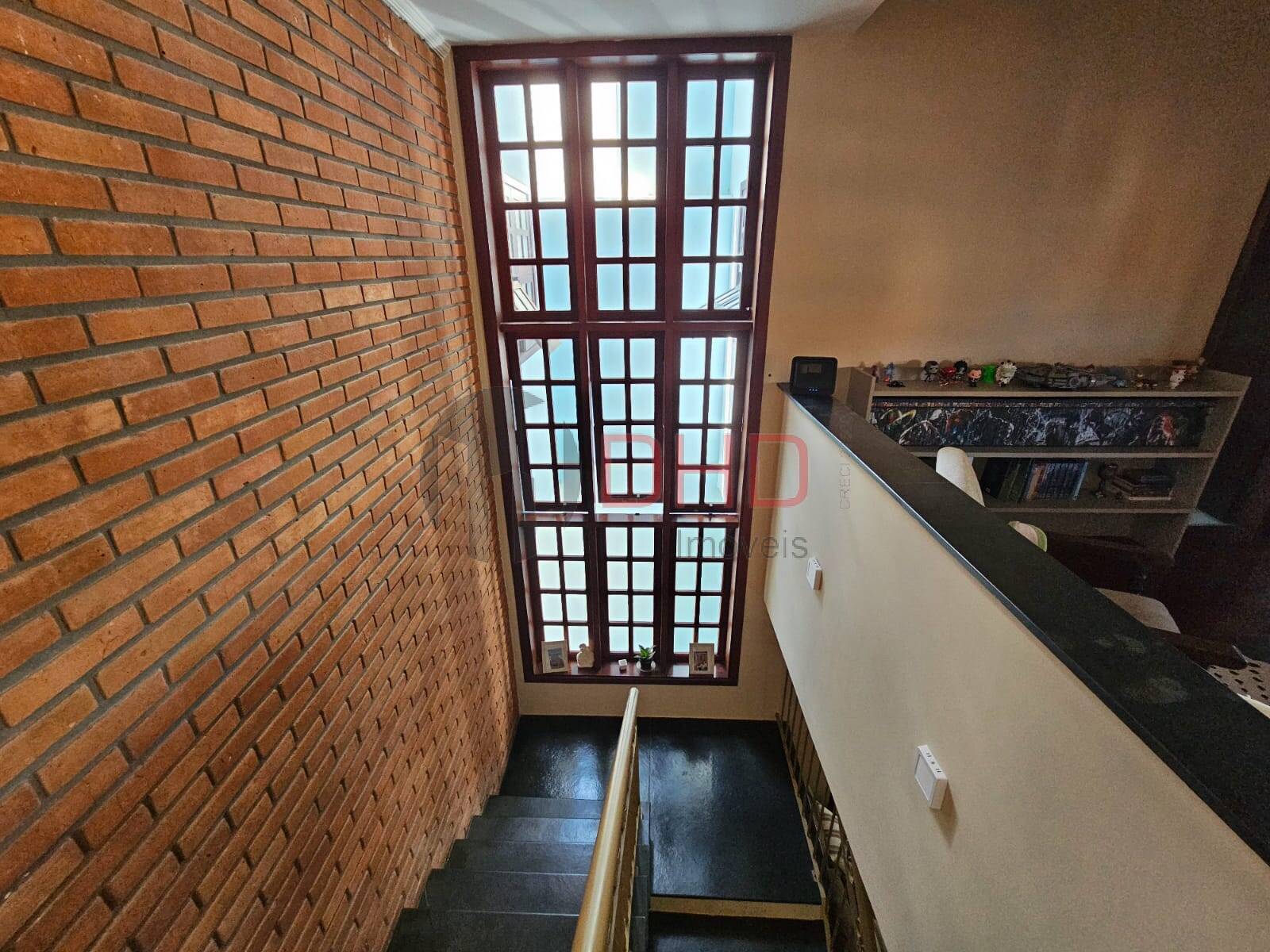 Casa à venda com 3 quartos, 255m² - Foto 19