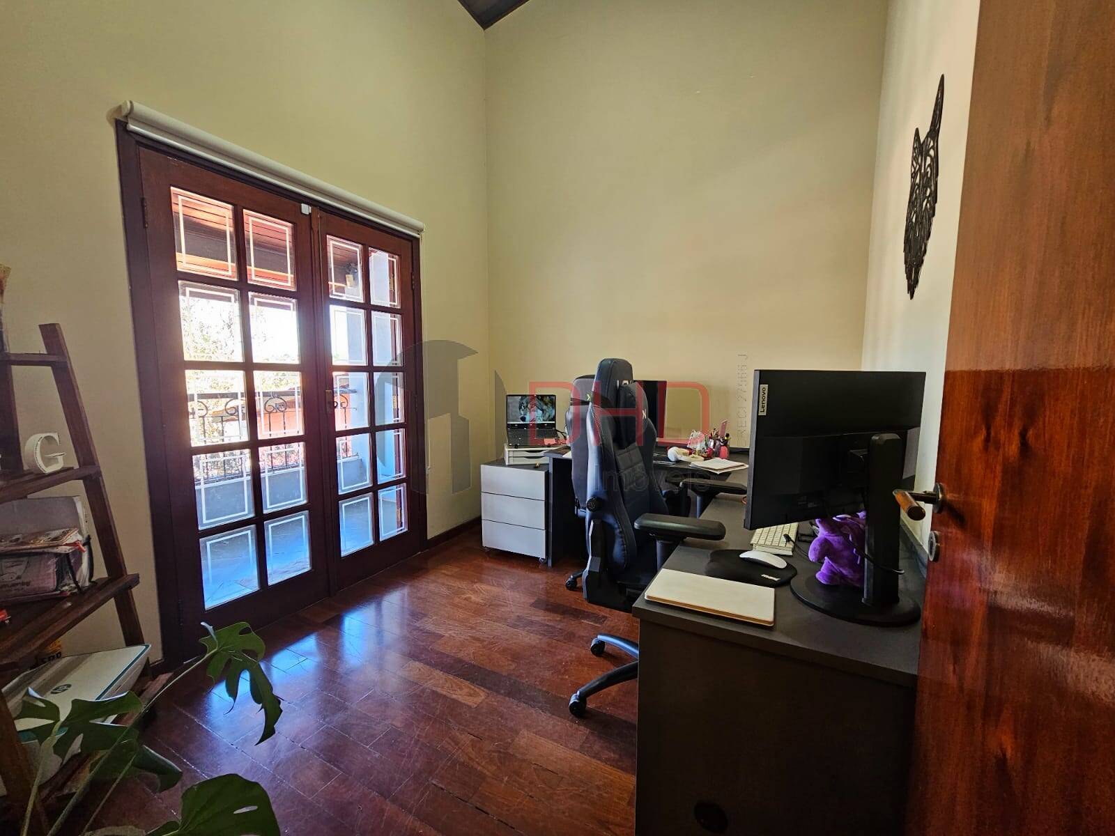 Casa à venda com 3 quartos, 255m² - Foto 32