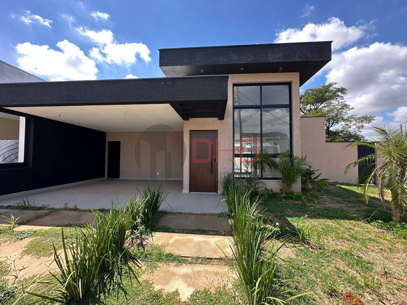 Casa de Condomínio à venda com 3 quartos, 163m² - Foto 1