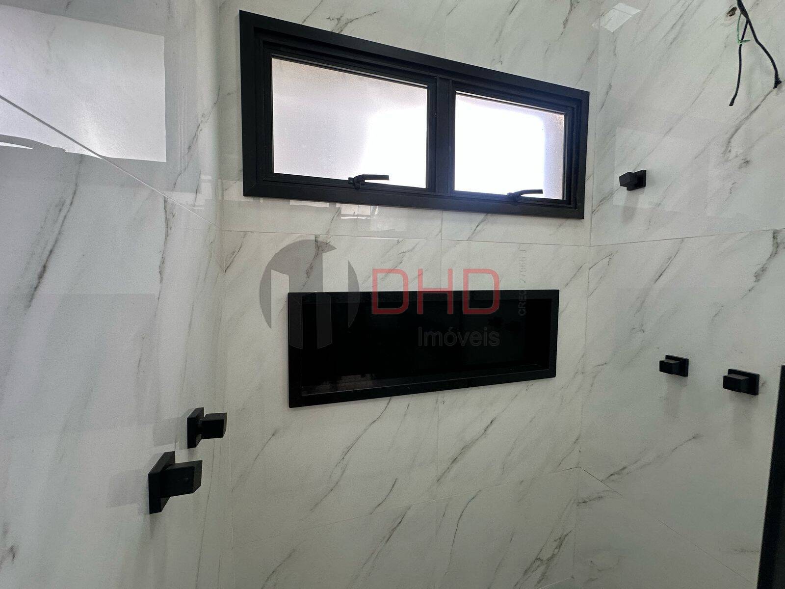 Casa de Condomínio à venda com 3 quartos, 197m² - Foto 18