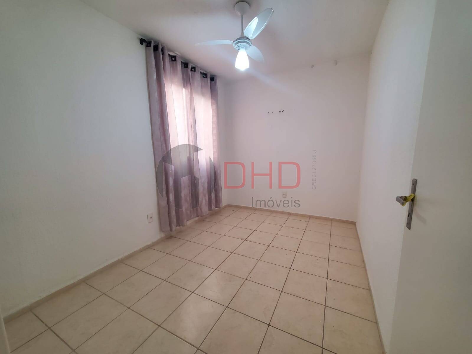 Apartamento à venda com 2 quartos, 50m² - Foto 2