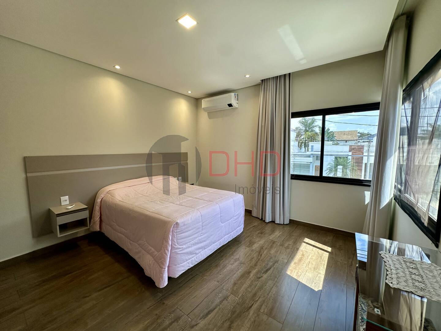 Casa de Condomínio à venda com 4 quartos, 233m² - Foto 14