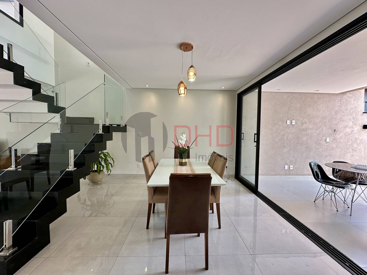 Casa de Condomínio à venda com 4 quartos, 233m² - Foto 7