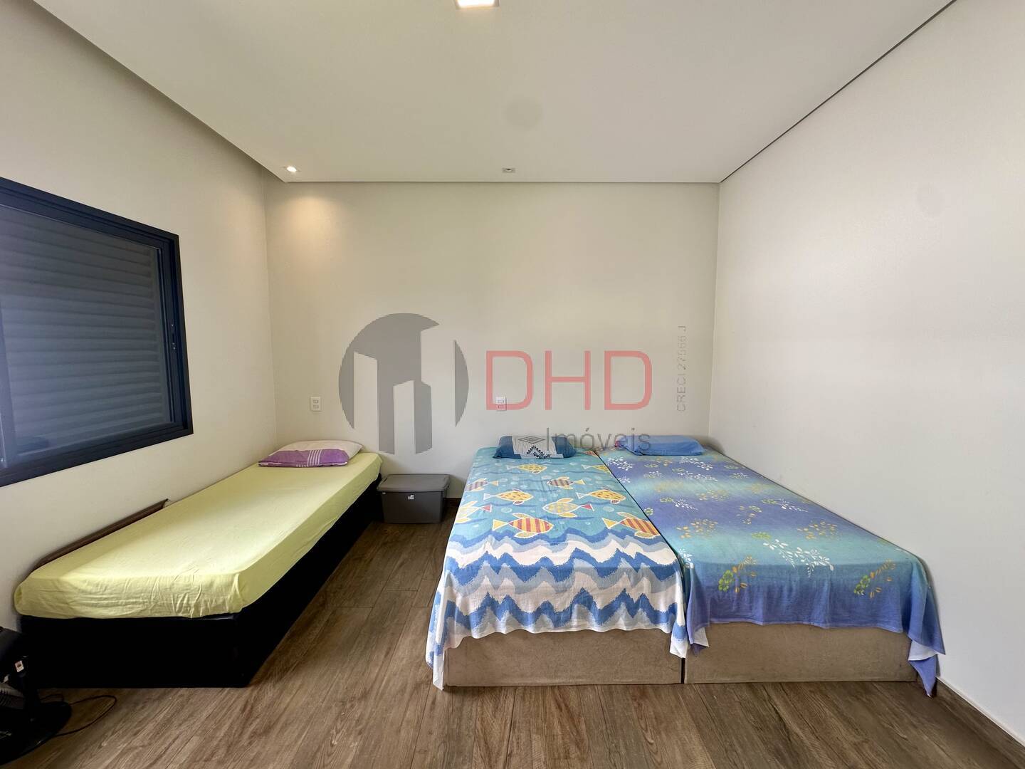 Casa de Condomínio à venda com 4 quartos, 233m² - Foto 25