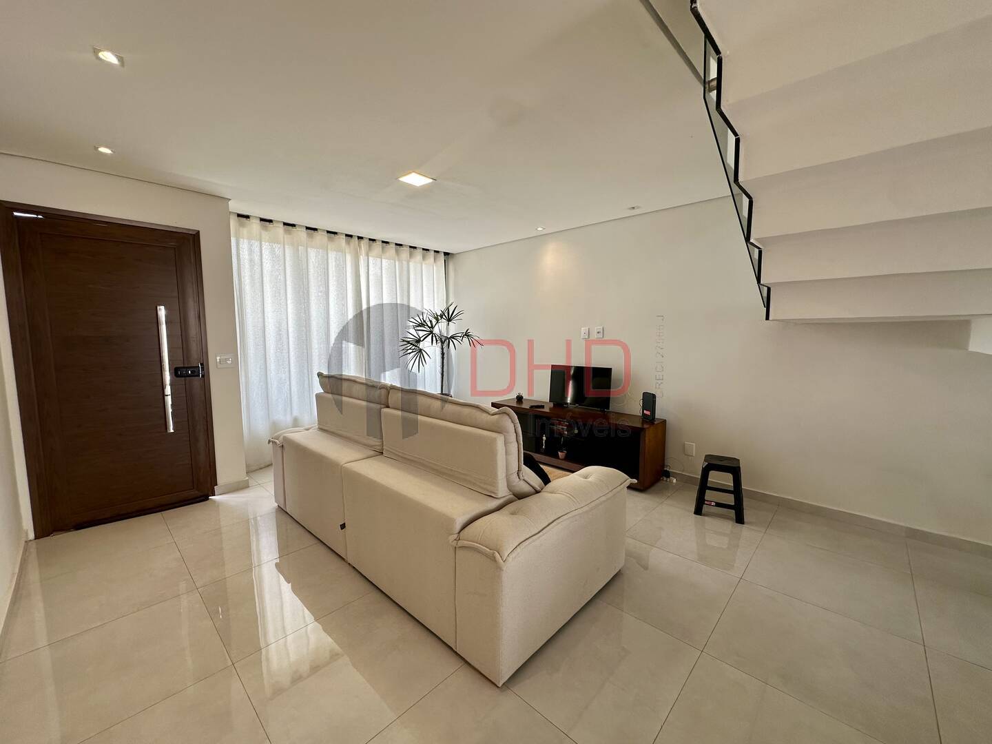 Casa de Condomínio à venda com 4 quartos, 233m² - Foto 5