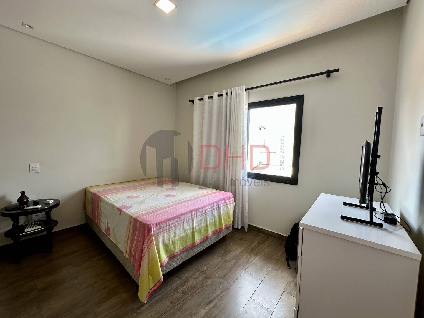 Casa de Condomínio à venda com 4 quartos, 233m² - Foto 19