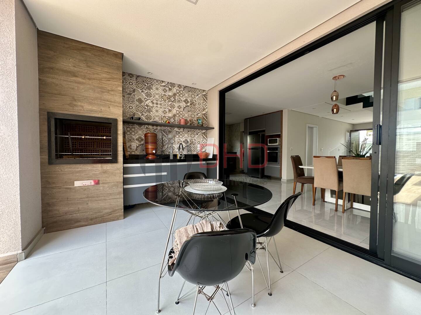 Casa de Condomínio à venda com 4 quartos, 233m² - Foto 31