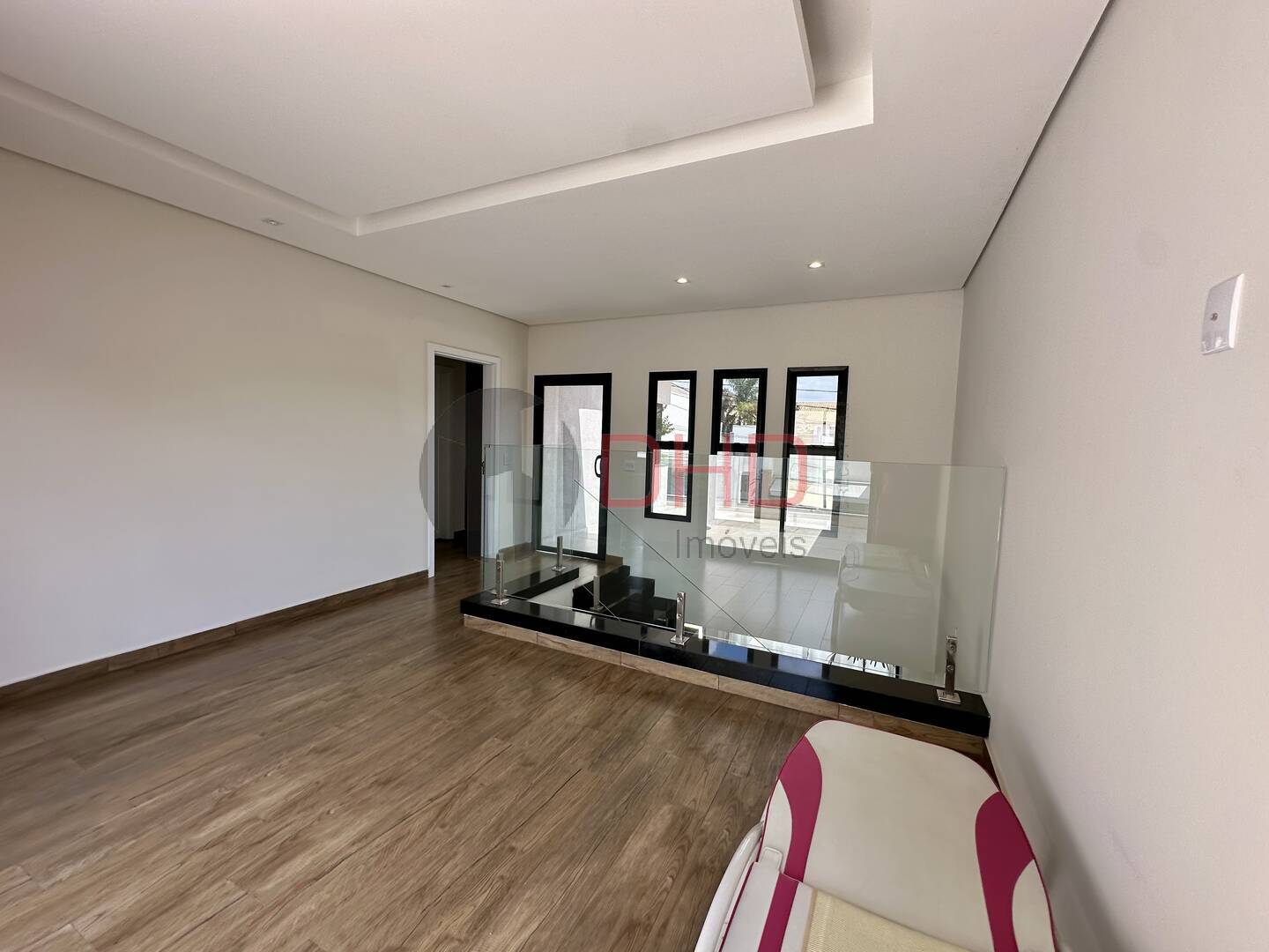 Casa de Condomínio à venda com 4 quartos, 233m² - Foto 23