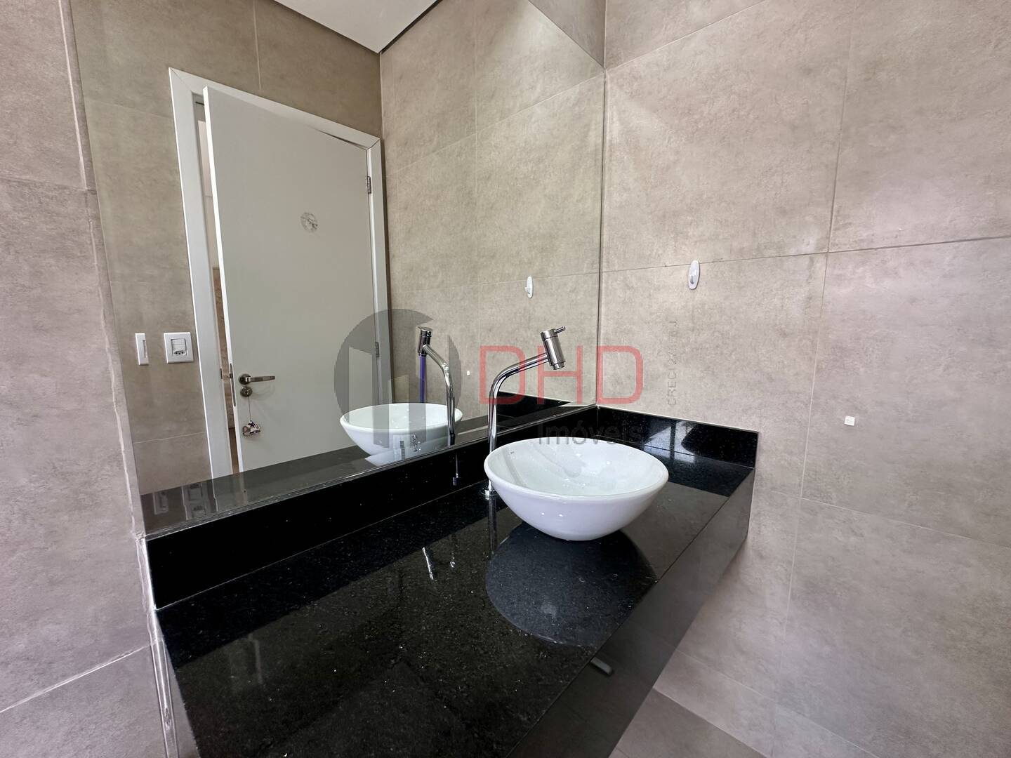 Casa de Condomínio à venda com 4 quartos, 233m² - Foto 21