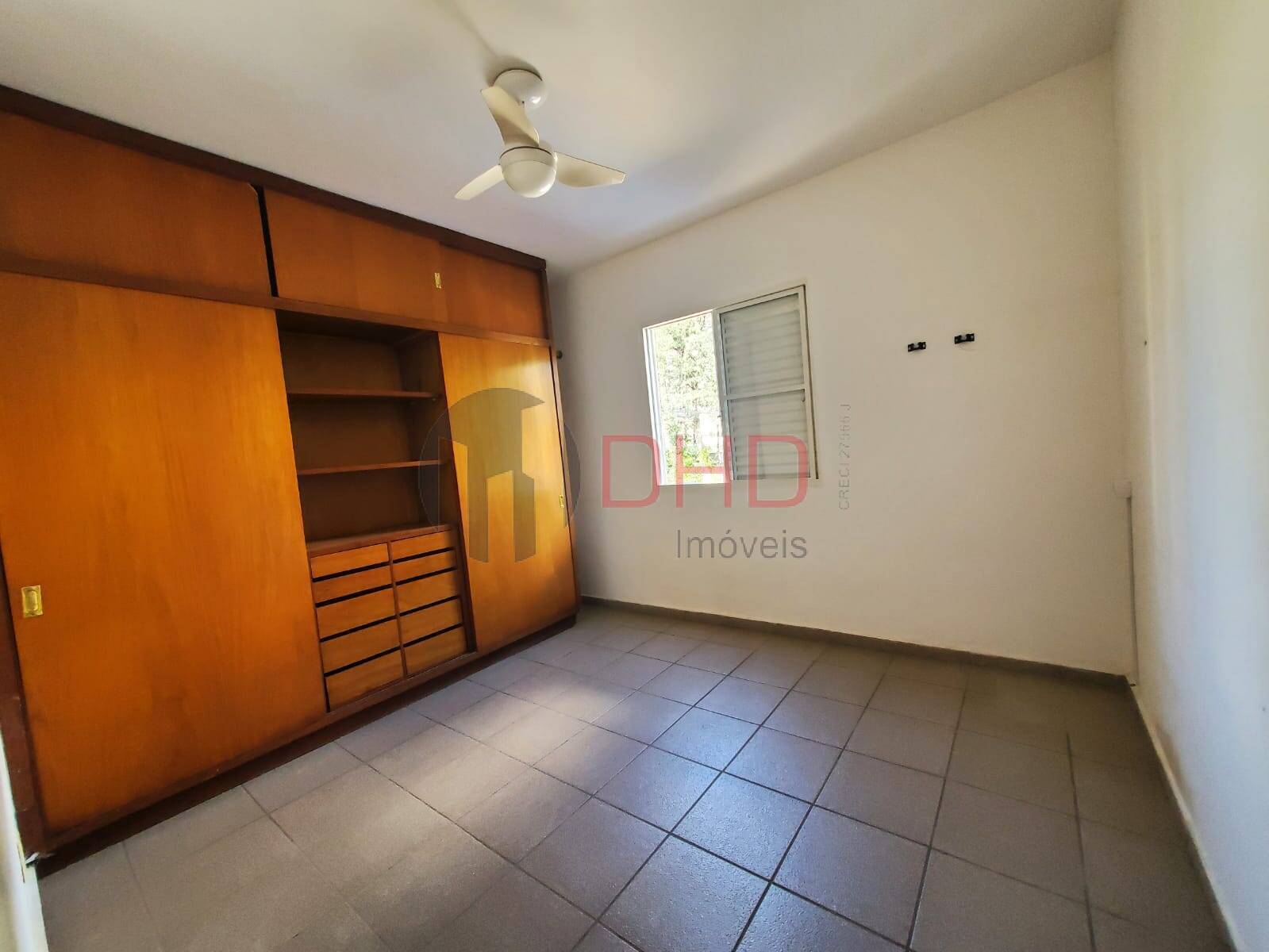 Apartamento à venda com 2 quartos, 64m² - Foto 9