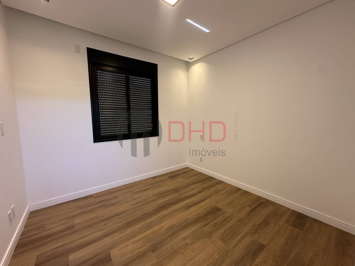Casa de Condomínio à venda com 3 quartos, 285m² - Foto 18