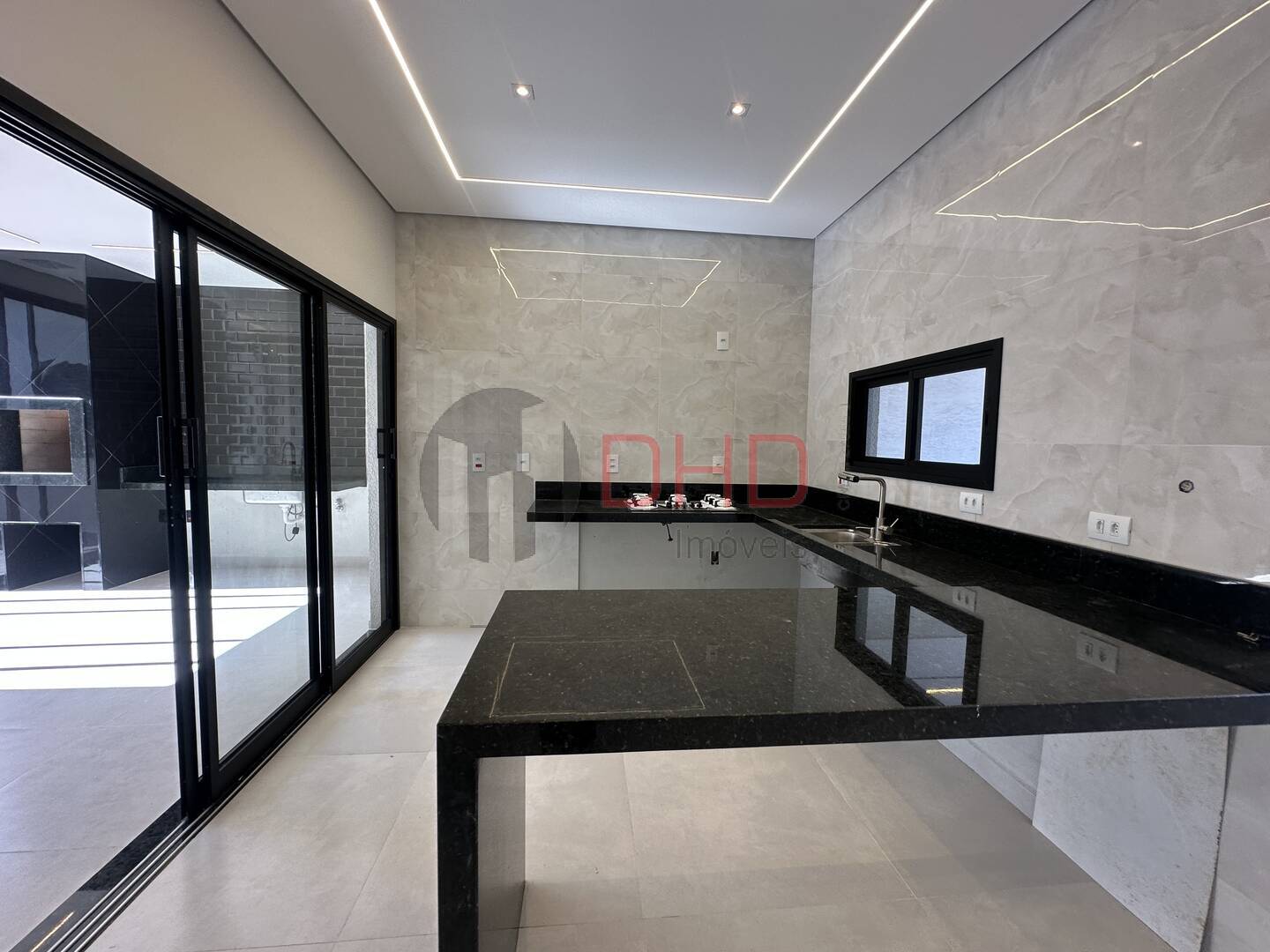Casa de Condomínio à venda com 3 quartos, 140m² - Foto 6