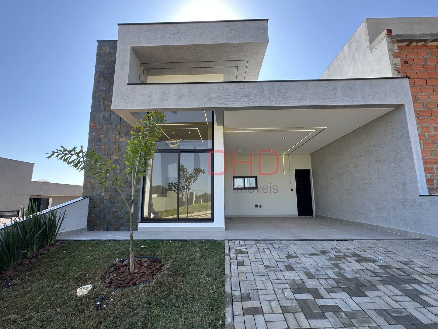 Casa de Condomínio à venda com 3 quartos, 140m² - Foto 1