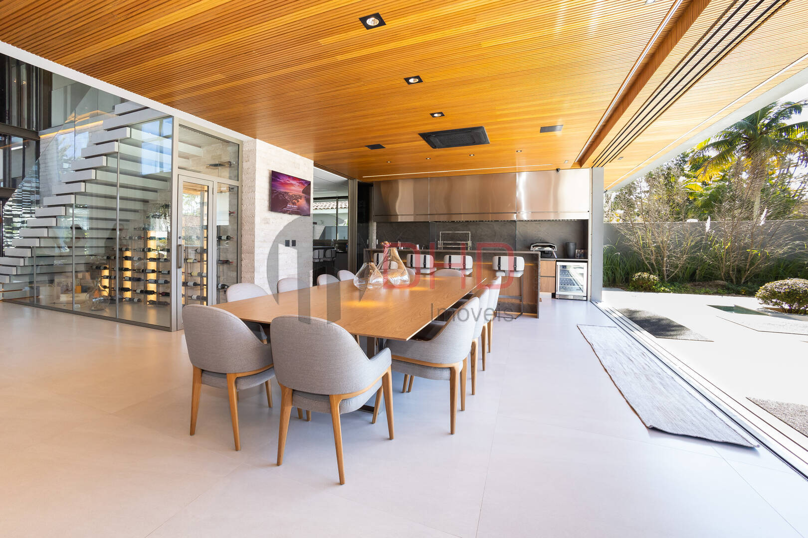 Casa de Condomínio à venda com 6 quartos, 840m² - Foto 15
