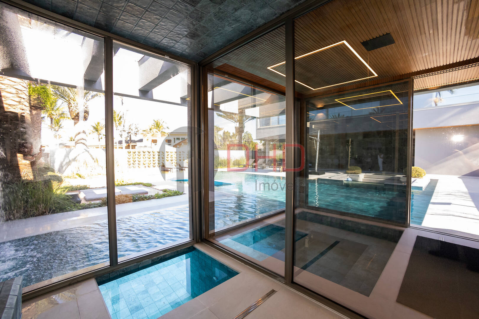 Casa de Condomínio à venda com 6 quartos, 840m² - Foto 47