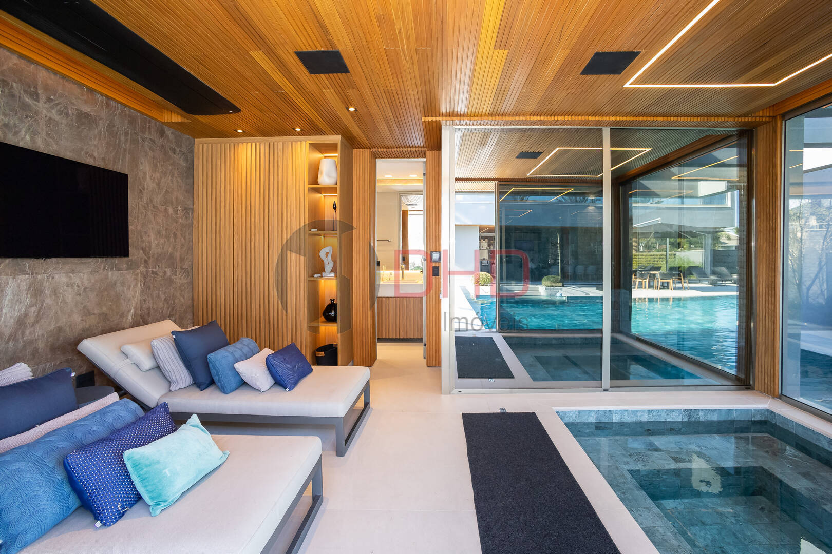 Casa de Condomínio à venda com 6 quartos, 840m² - Foto 46