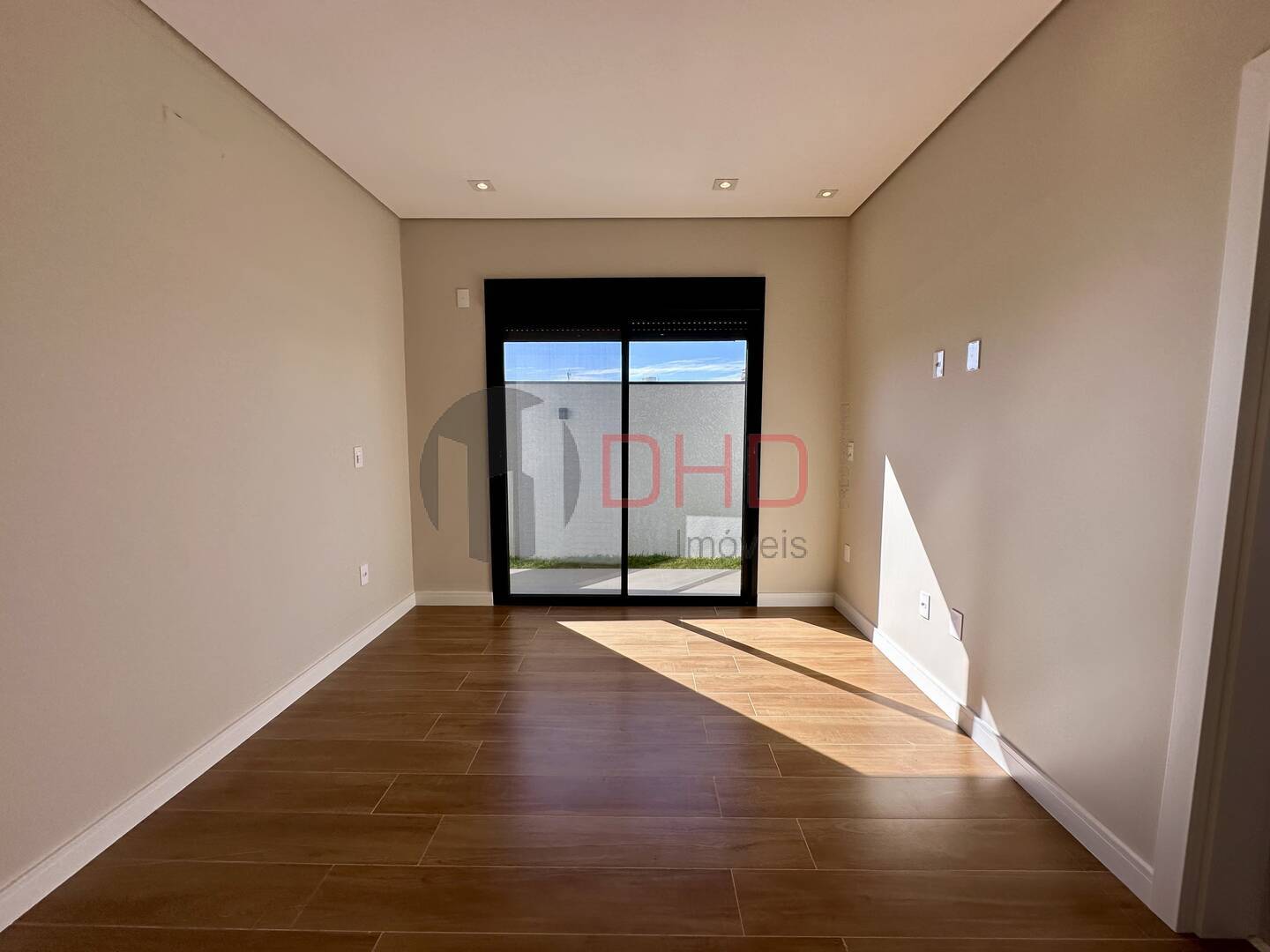 Casa de Condomínio à venda com 3 quartos, 220m² - Foto 9