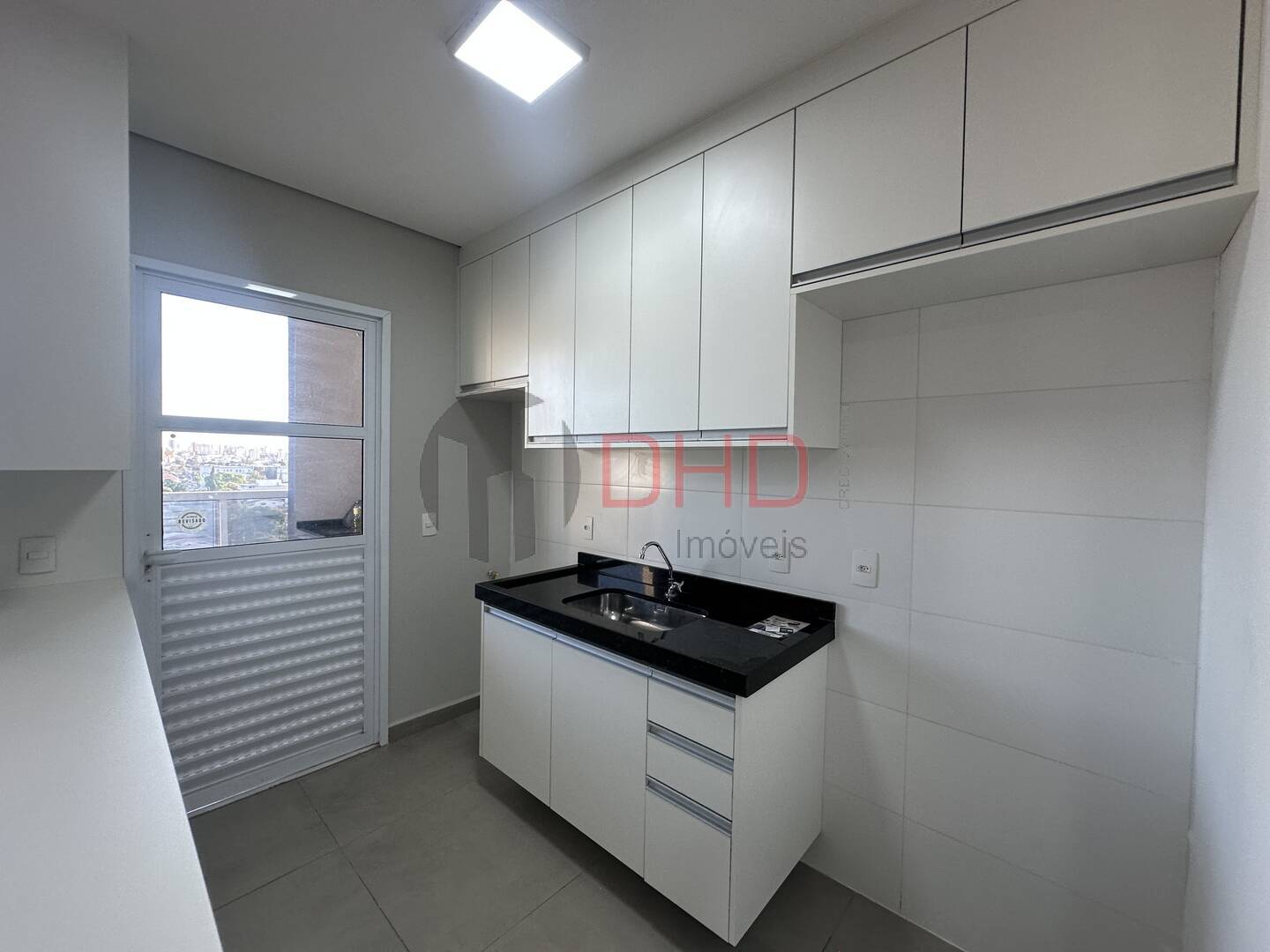 Apartamento à venda com 2 quartos, 62m² - Foto 6
