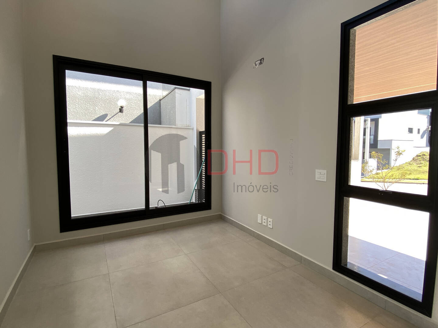 Casa de Condomínio à venda com 3 quartos, 161m² - Foto 4