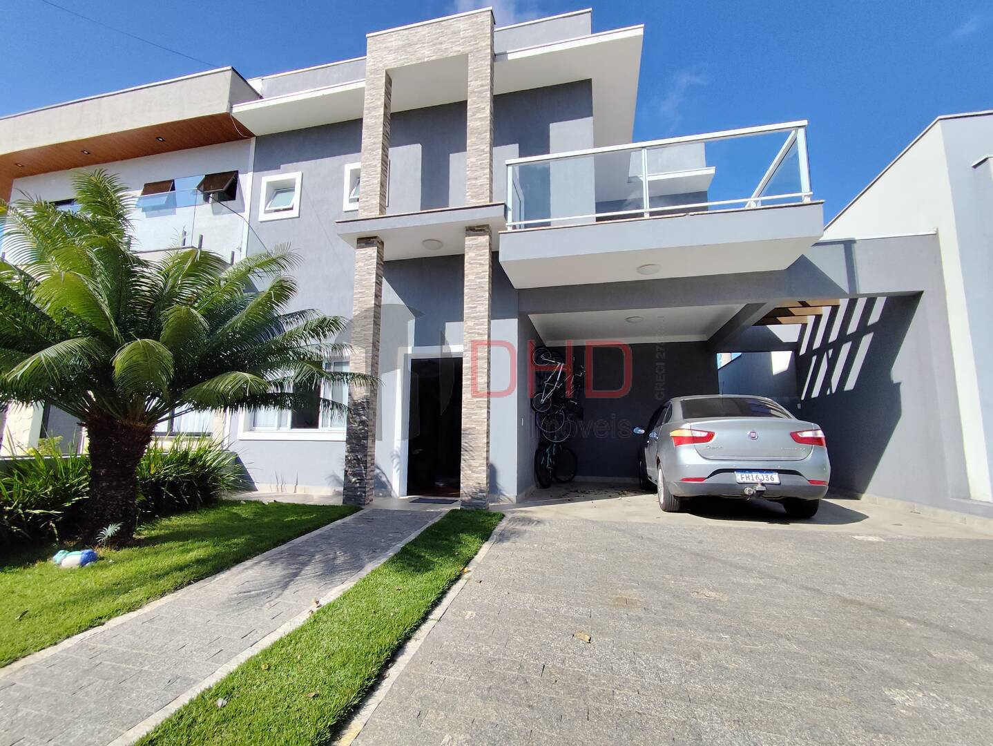 Casa de Condomínio à venda com 3 quartos, 220m² - Foto 2