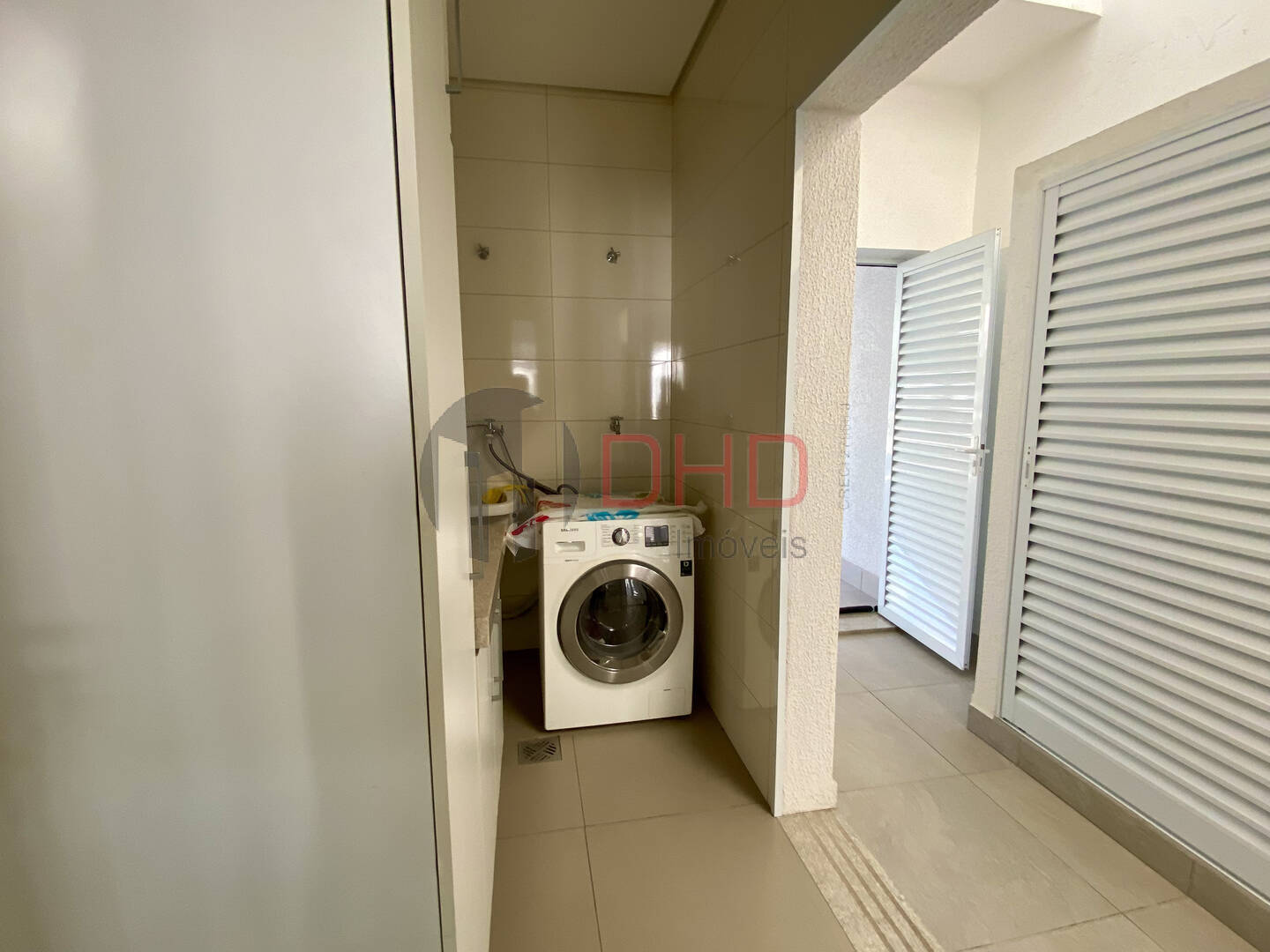 Casa de Condomínio à venda com 3 quartos, 240m² - Foto 15