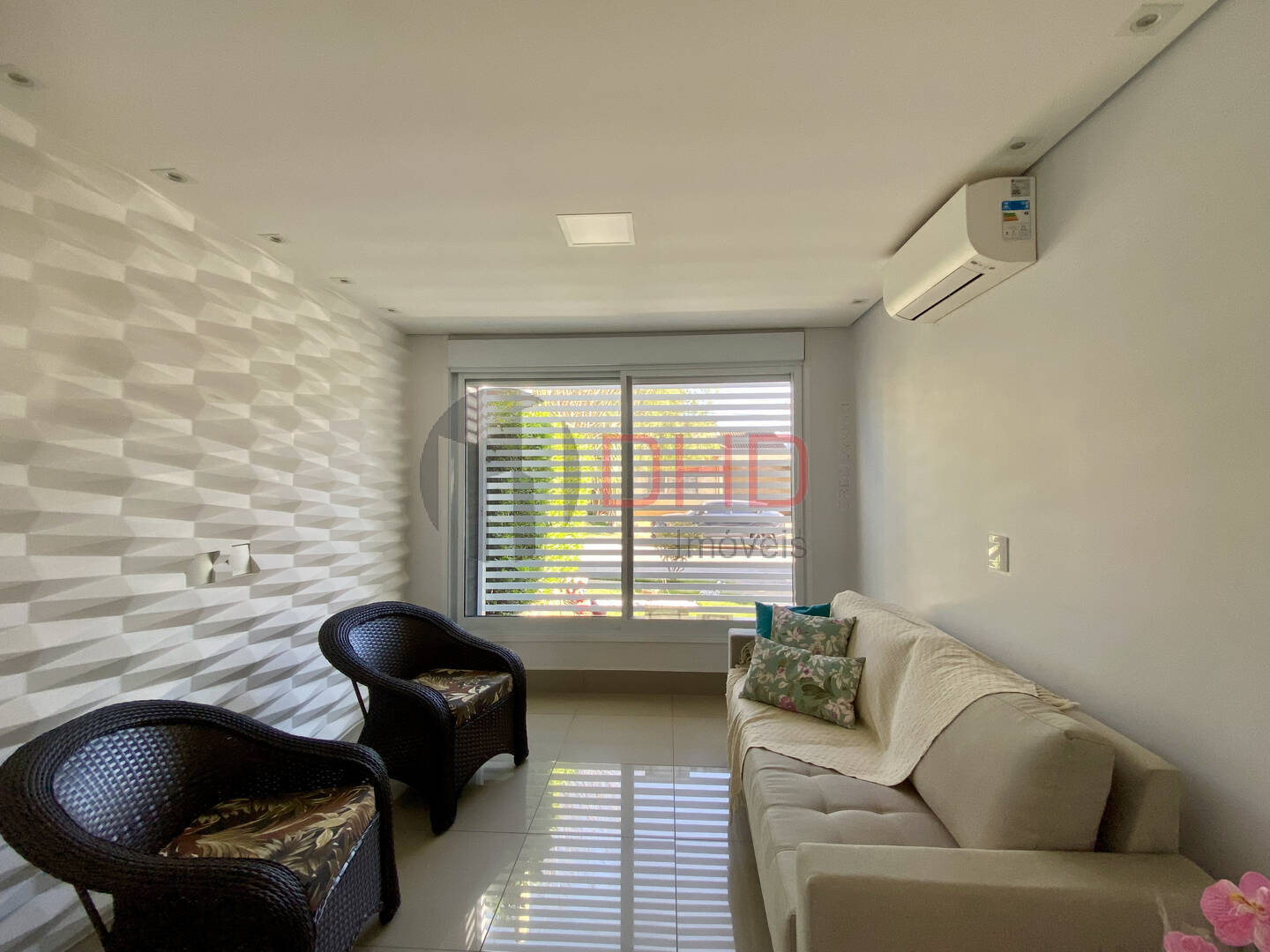 Casa de Condomínio à venda com 3 quartos, 240m² - Foto 8