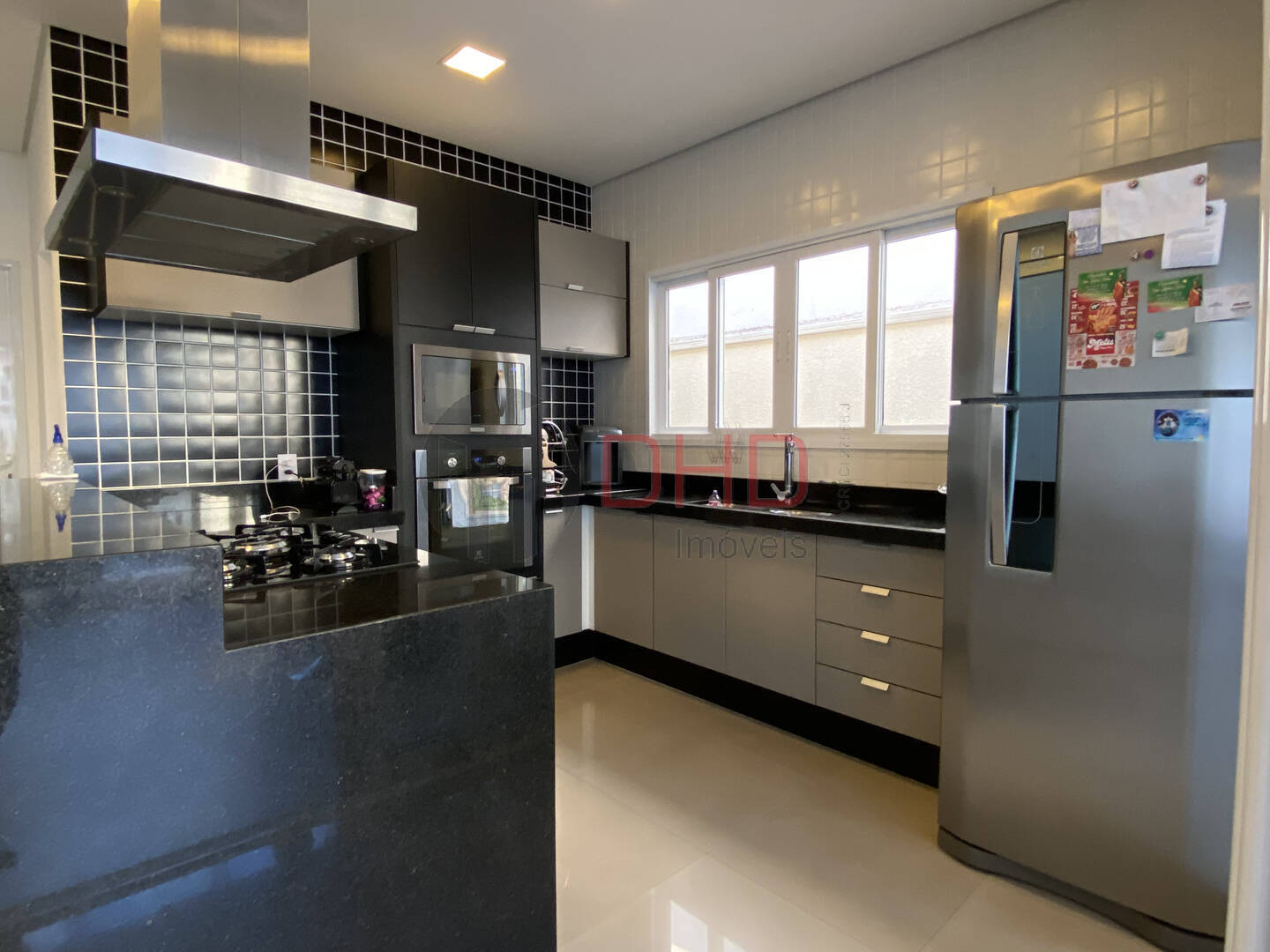 Casa de Condomínio à venda com 3 quartos, 268m² - Foto 9