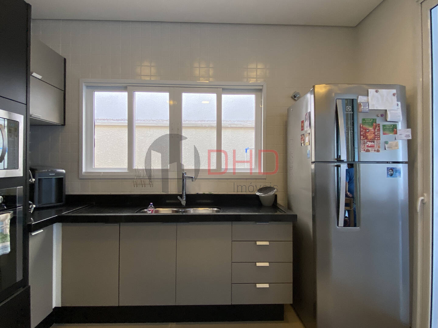 Casa de Condomínio à venda com 3 quartos, 268m² - Foto 13