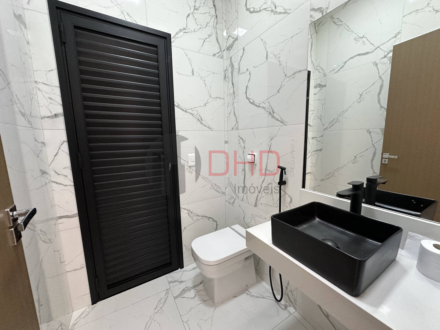 Casa à venda com 3 quartos, 173m² - Foto 7
