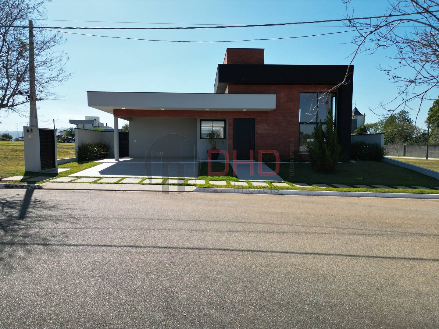 Casa de Condomínio à venda com 3 quartos, 382m² - Foto 2