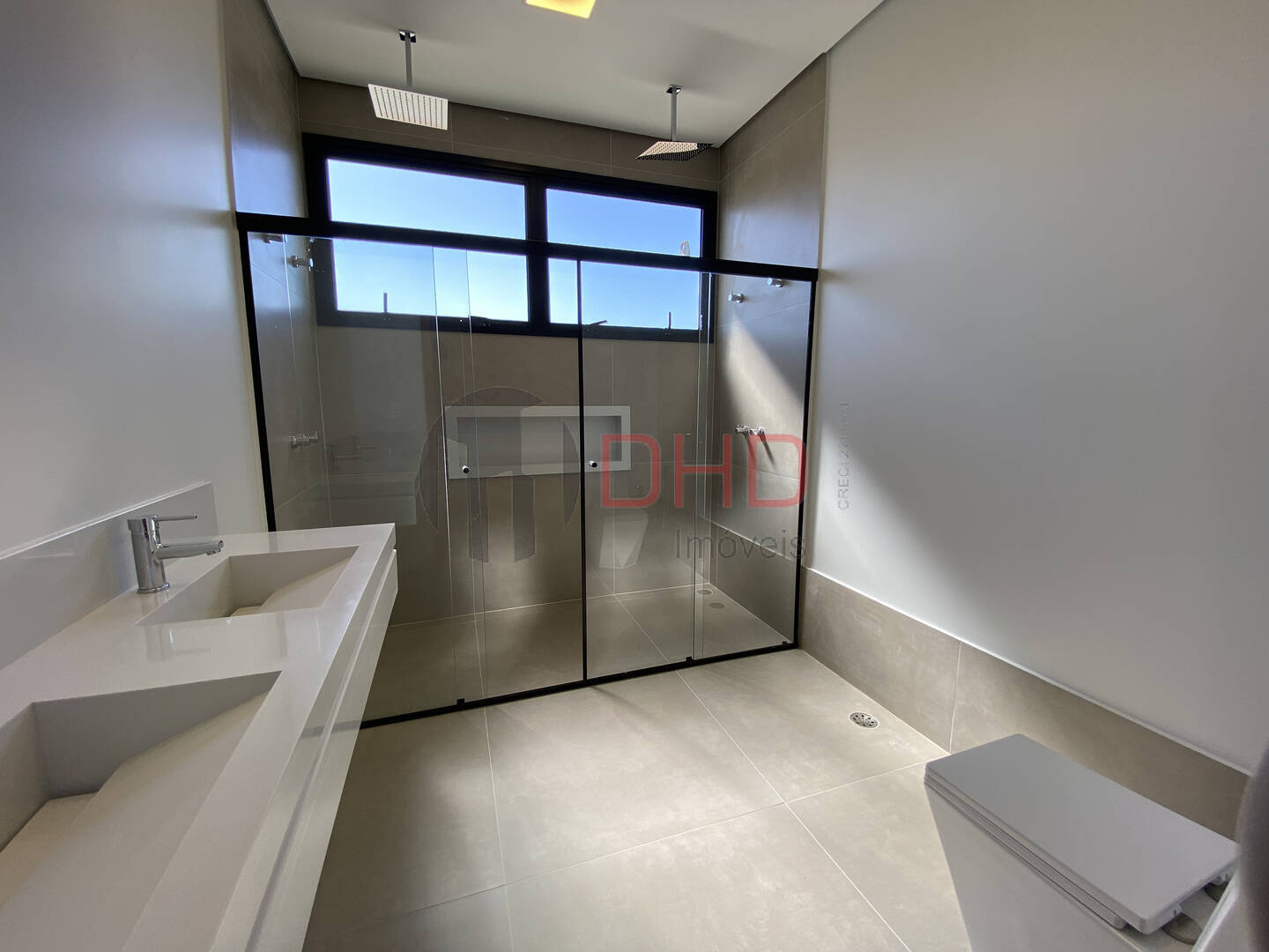Casa de Condomínio à venda com 3 quartos, 382m² - Foto 25