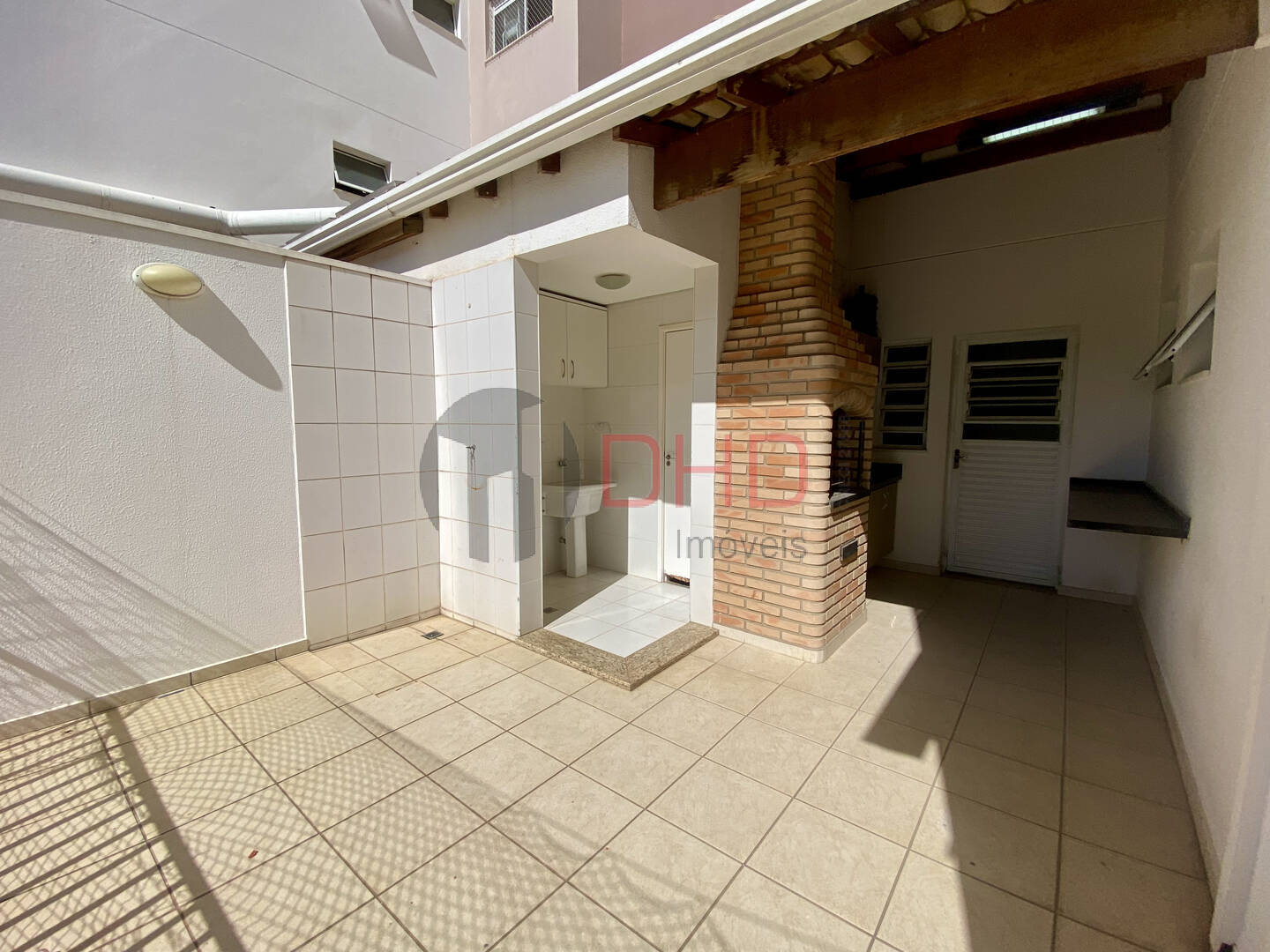 Apartamento à venda com 3 quartos, 85m² - Foto 17