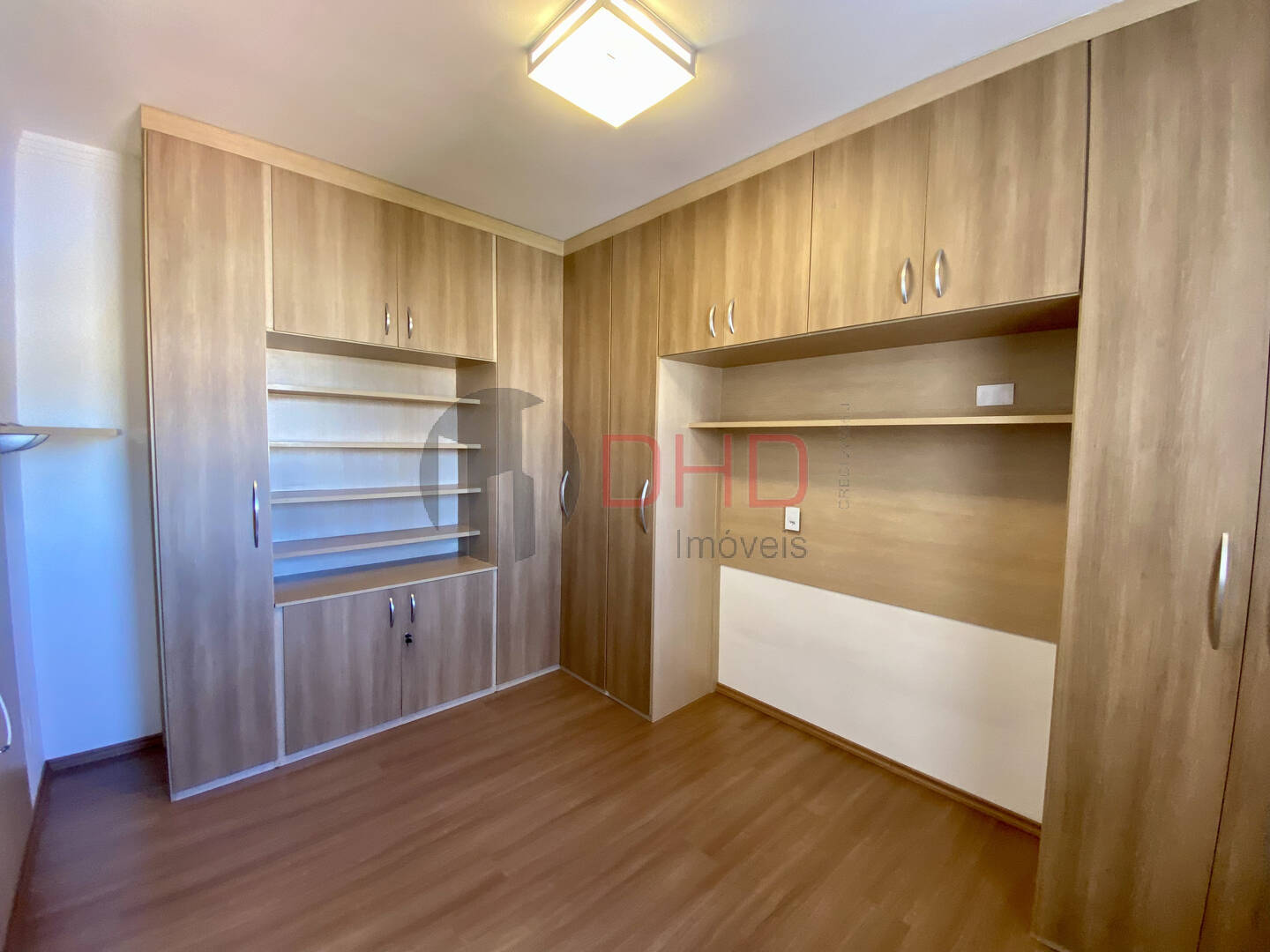 Apartamento à venda com 3 quartos, 86m² - Foto 10