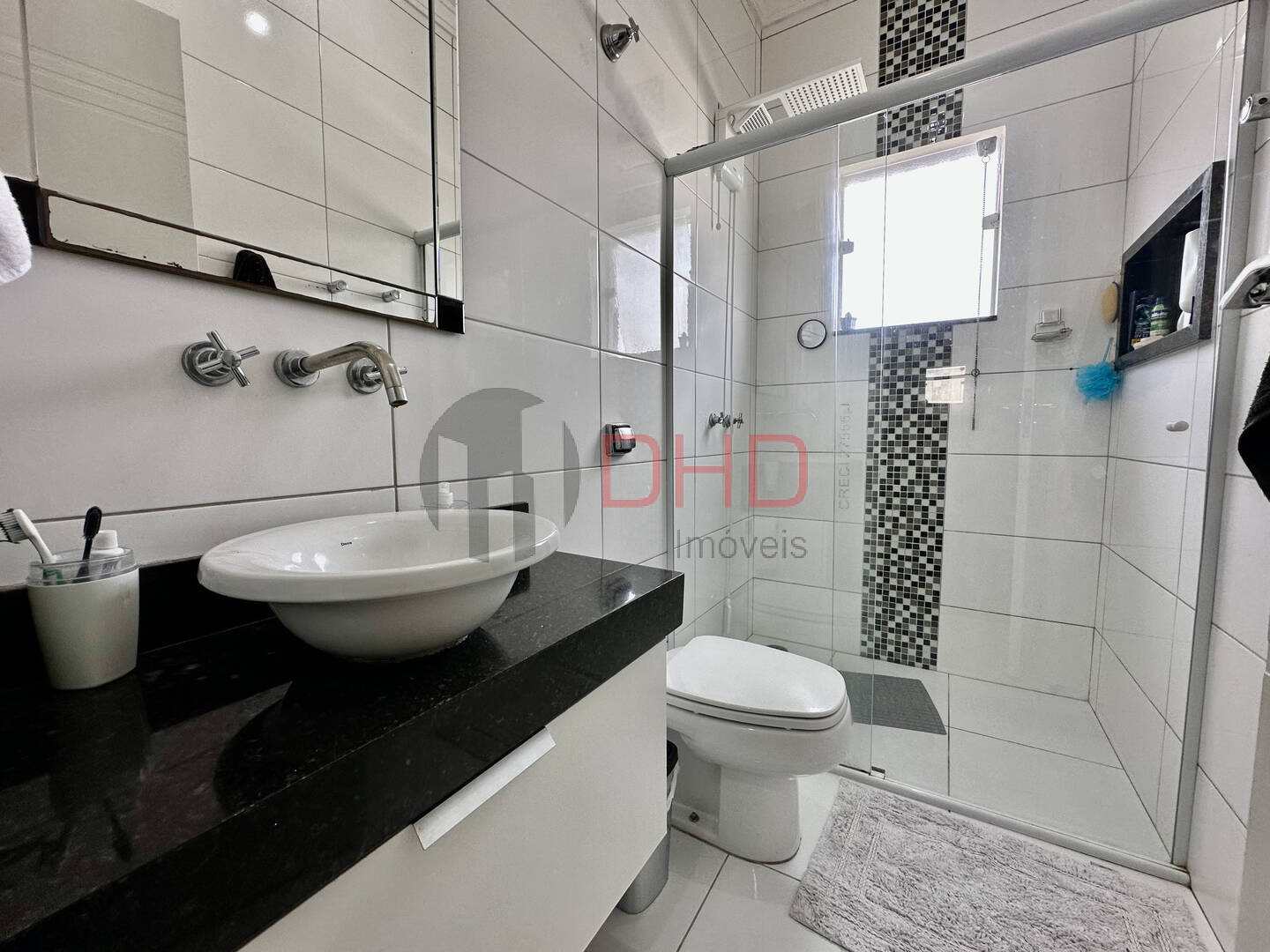 Casa de Condomínio à venda com 4 quartos, 245m² - Foto 18