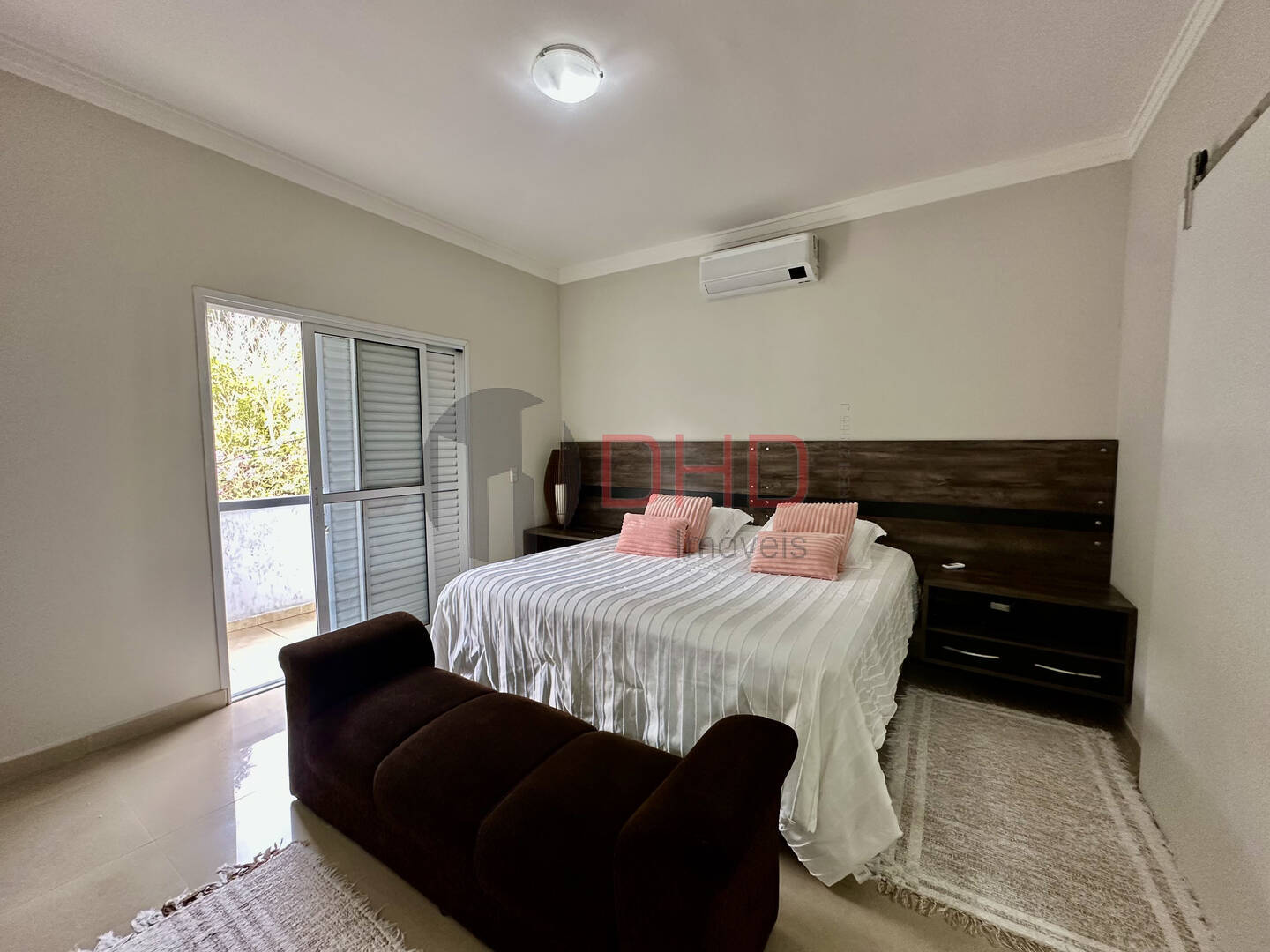 Casa de Condomínio à venda com 4 quartos, 245m² - Foto 19