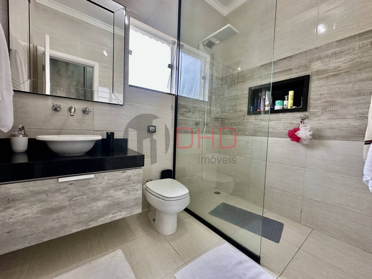 Casa de Condomínio à venda com 4 quartos, 245m² - Foto 24