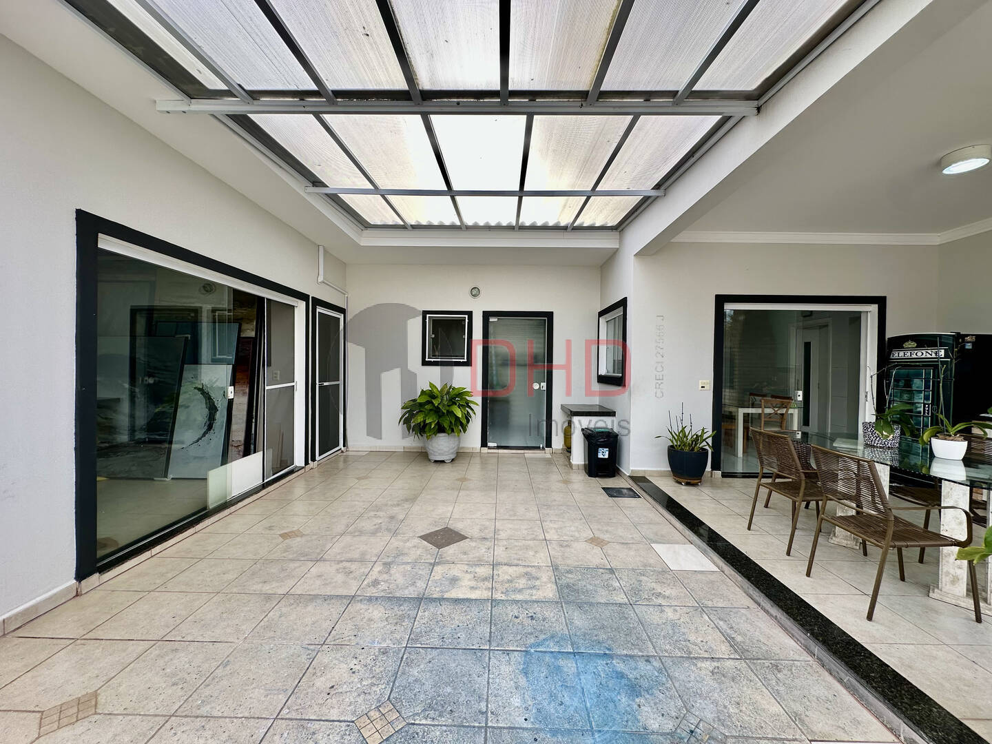 Casa de Condomínio à venda com 4 quartos, 245m² - Foto 29