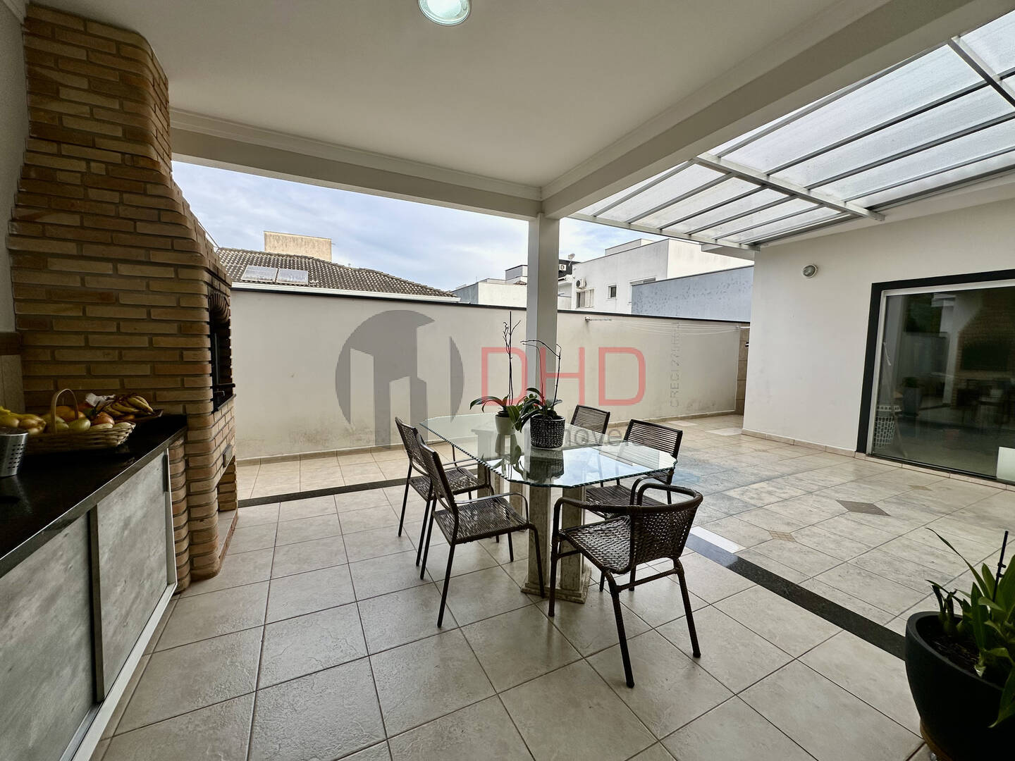 Casa de Condomínio à venda com 4 quartos, 245m² - Foto 28