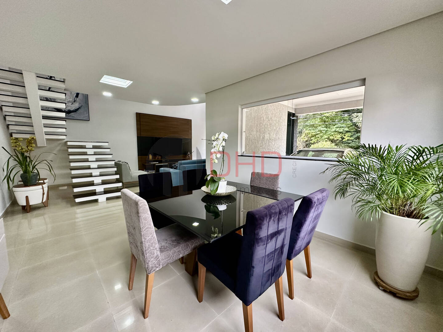 Casa de Condomínio à venda com 4 quartos, 245m² - Foto 8