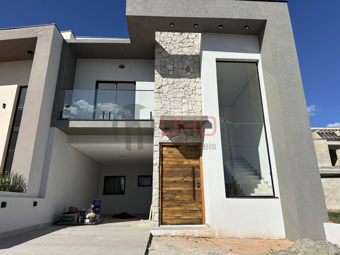 Casa de Condomínio à venda com 3 quartos, 130m² - Foto 1