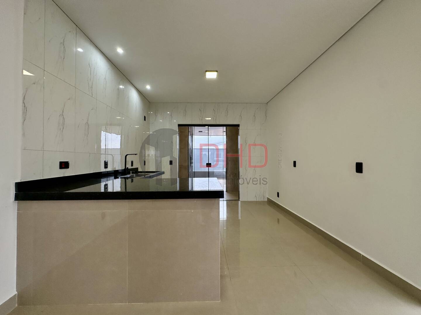 Casa de Condomínio à venda com 2 quartos, 88m² - Foto 4