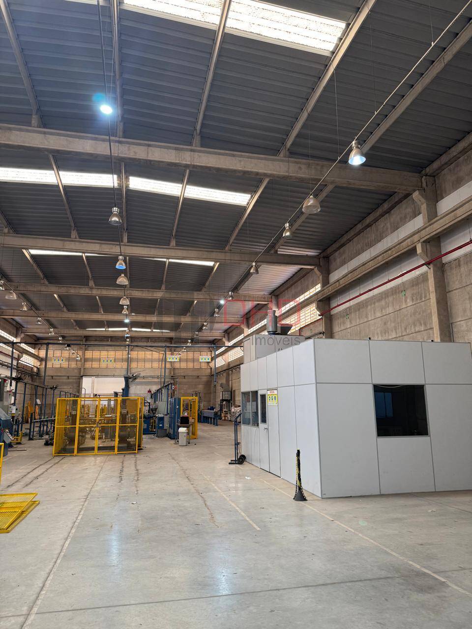 Prédio Inteiro, 4222 m² - Foto 28